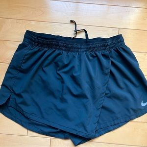 Women’s Nike Running Shorts/Skort Sz M